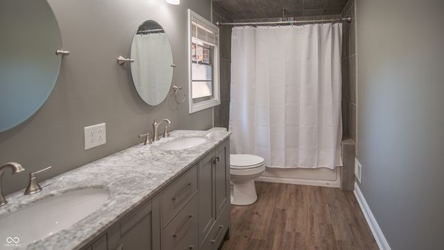 5855 Andover Road, Indianapolis, IN 46220
