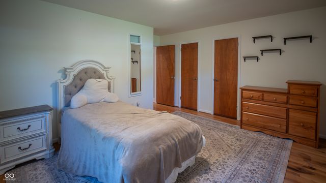 5855 Andover Road, Indianapolis, IN 46220