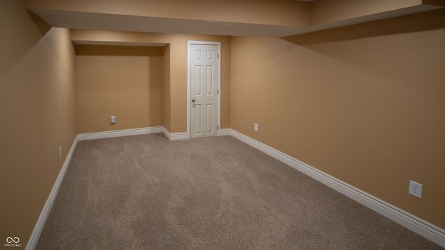 5855 Andover Road, Indianapolis, IN 46220