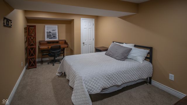 5855 Andover Road, Indianapolis, IN 46220
