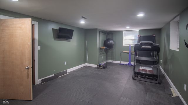 5855 Andover Road, Indianapolis, IN 46220