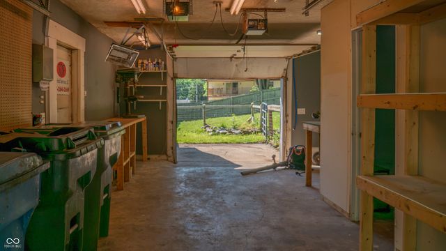5855 Andover Road, Indianapolis, IN 46220