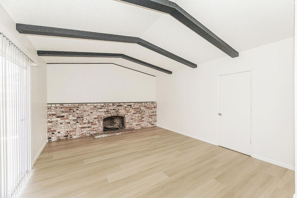 Image 15 of property listing at 2652 Purdue, Clovis, CA 93611