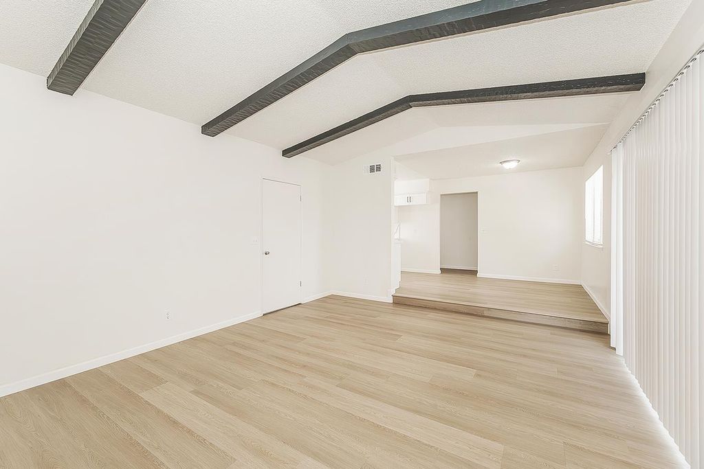 Image 16 of property listing at 2652 Purdue, Clovis, CA 93611