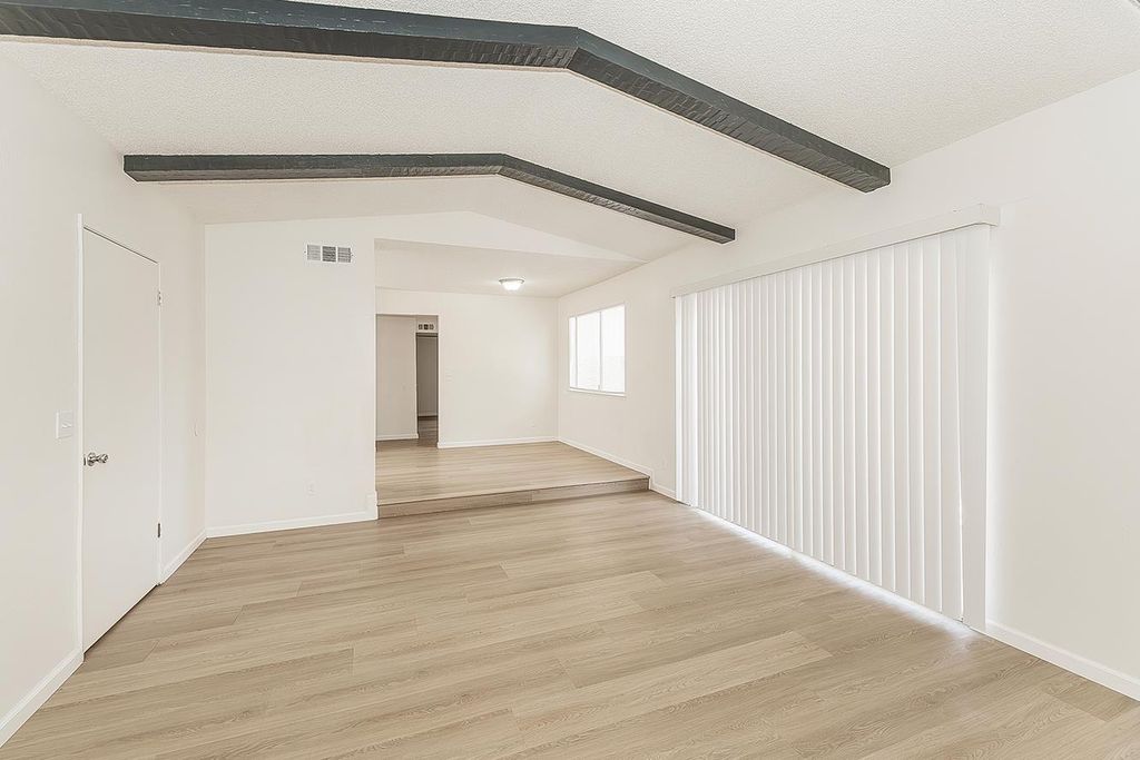 Image 17 of property listing at 2652 Purdue, Clovis, CA 93611
