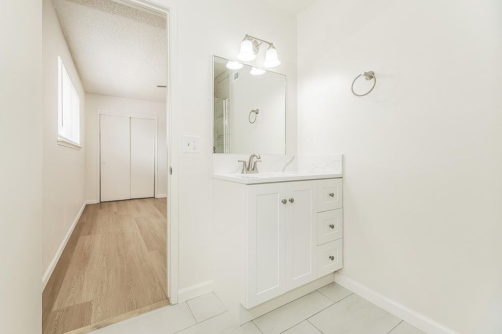 Image 21 of property listing at 2652 Purdue, Clovis, CA 93611