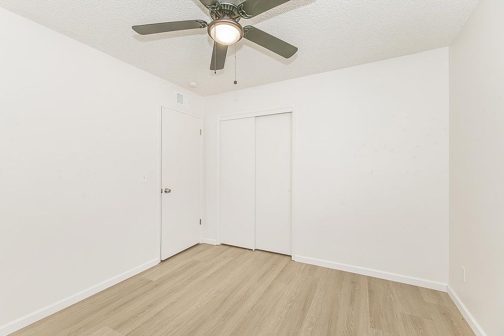 Image 25 of property listing at 2652 Purdue, Clovis, CA 93611