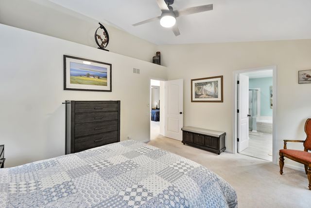 627 N Charter Hall Drive, Palatine, IL 60067