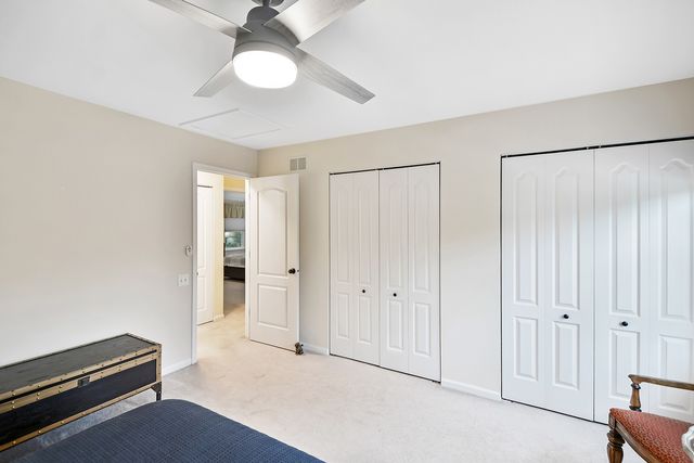 627 N Charter Hall Drive, Palatine, IL 60067