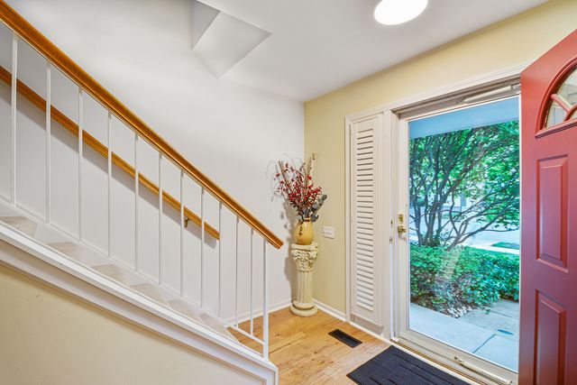 627 N Charter Hall Drive, Palatine, IL 60067