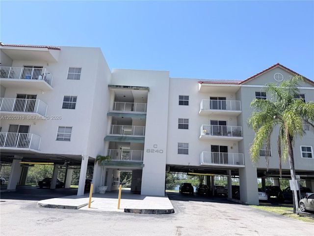 8240 SW 210th St 302, Cutler Bay, FL 33189
