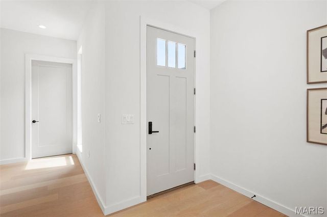 215 N Sarah Street 12, St Louis, MO 63108