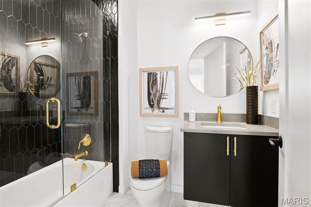 215 N Sarah Street 12, St Louis, MO 63108