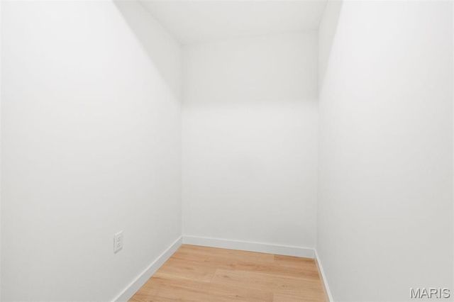 215 N Sarah Street 12, St Louis, MO 63108