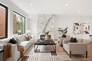 215 N Sarah Street 12, St Louis, MO 63108