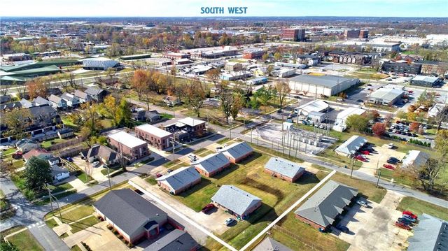 201, 203, 205, 209, & 507 SE 6th & A. Street, Bentonville, AR 72712