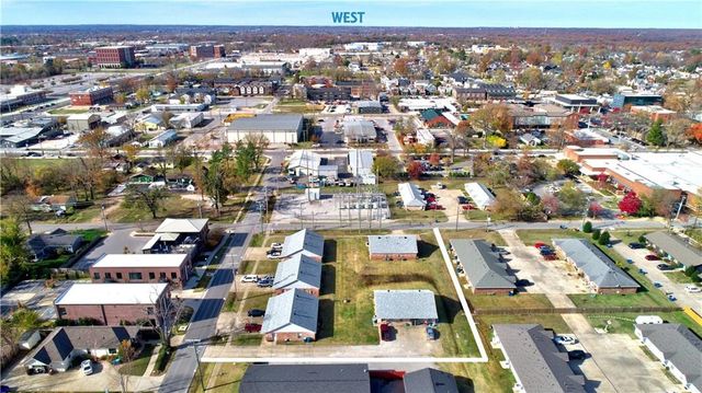 201, 203, 205, 209, & 507 SE 6th & A. Street, Bentonville, AR 72712