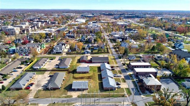 201, 203, 205, 209, & 507 SE 6th & A. Street, Bentonville, AR 72712
