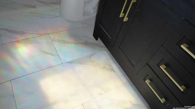 8527 Village Crk, San Antonio, TX 78251