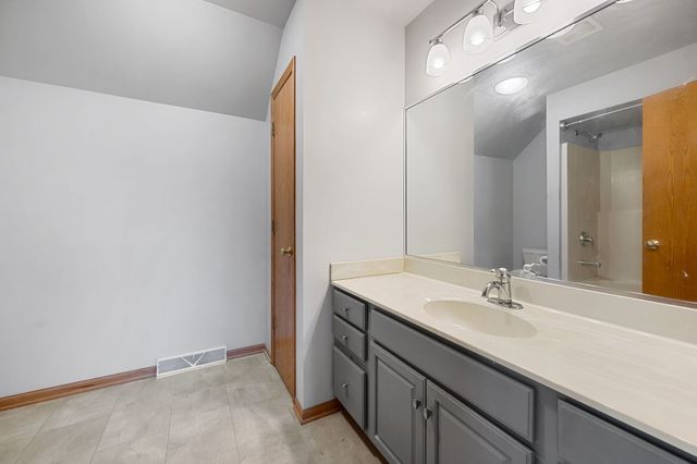 1142 Mulberry Lane, Union Grove, WI 53182