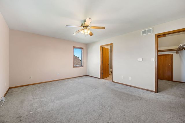 1142 Mulberry Lane, Union Grove, WI 53182