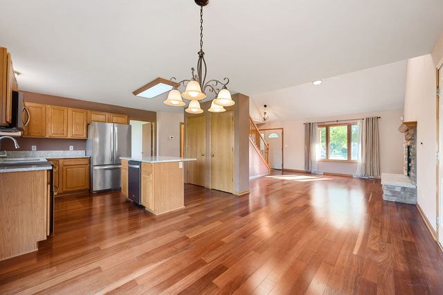 1142 Mulberry Lane, Union Grove, WI 53182