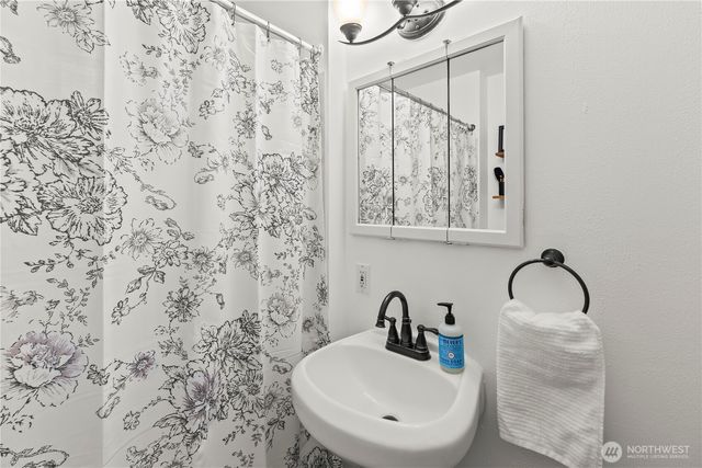 4518 S Bell Street, Tacoma, WA 98418