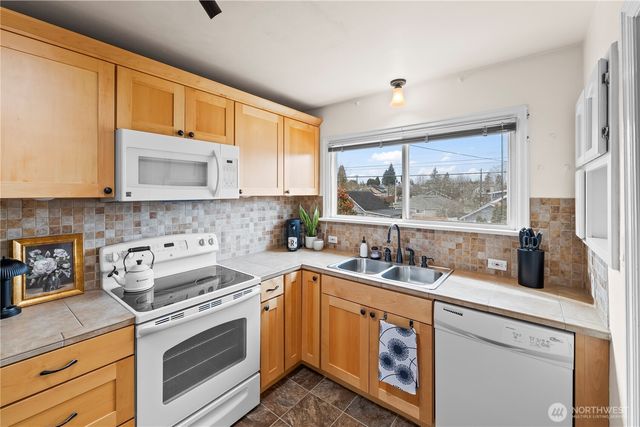 4518 S Bell Street, Tacoma, WA 98418