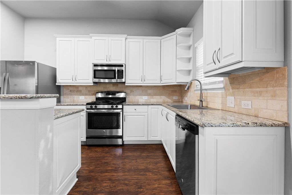 4202 Shallow Creek Court, College Station, TX 77845 — photo 5