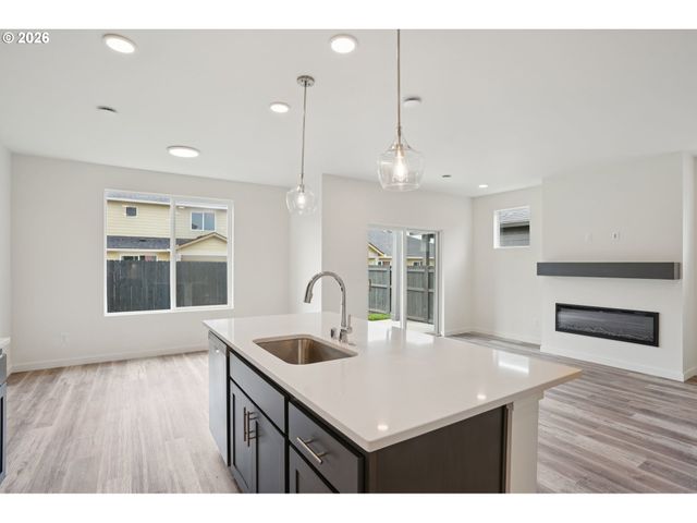 1851 Nw 18TH St, Battle Ground, WA 98604