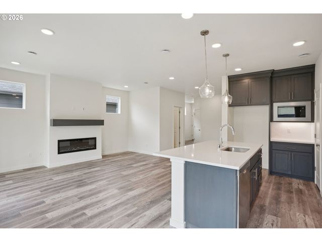 1851 Nw 18TH St, Battle Ground, WA 98604