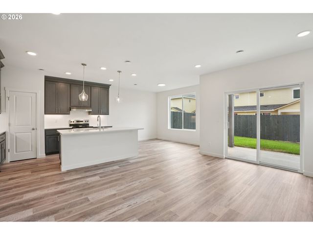 1851 Nw 18TH St, Battle Ground, WA 98604