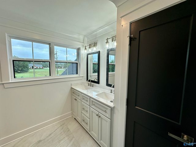 285 Bent River Drive, Gadsden, AL 35901