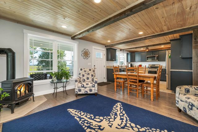 190 Island Path, Hampton, NH 03842