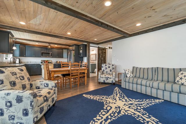 190 Island Path, Hampton, NH 03842