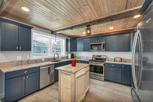 190 Island Path, Hampton, NH 03842