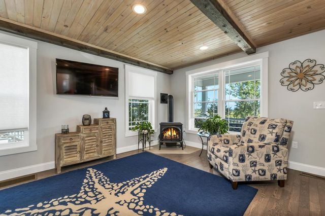 190 Island Path, Hampton, NH 03842