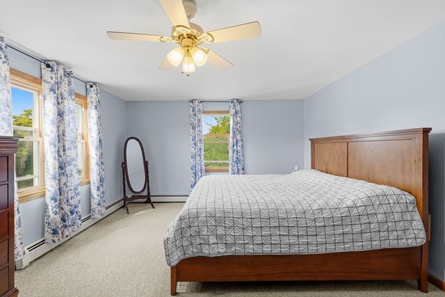 55 John St, Acushnet, MA 02743