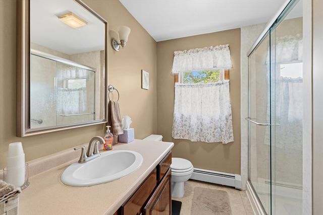 55 John St, Acushnet, MA 02743