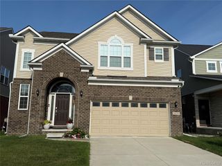 28293 Verona Drive Drive, Novi, MI 48377