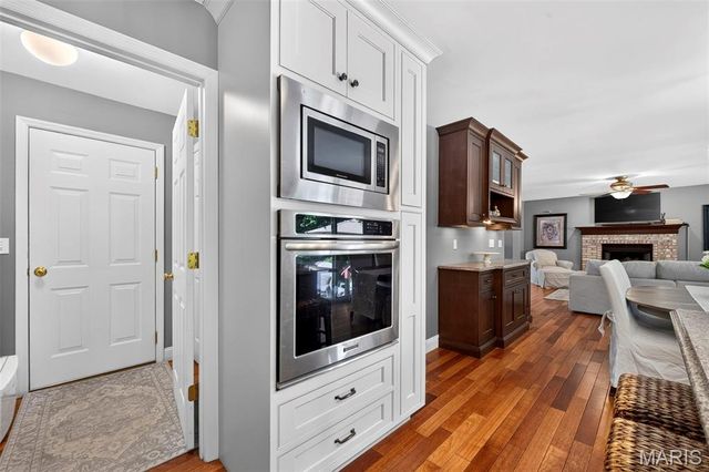 1211 Lake Canyon View, Fenton, MO 63026