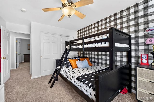 1211 Lake Canyon View, Fenton, MO 63026