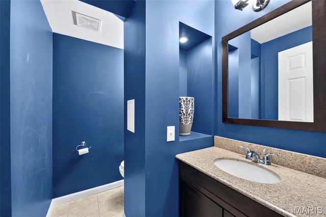 1211 Lake Canyon View, Fenton, MO 63026