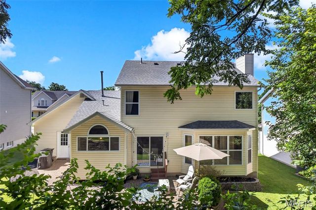 1211 Lake Canyon View, Fenton, MO 63026
