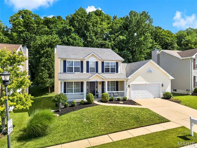 1211 Lake Canyon View, Fenton, MO 63026