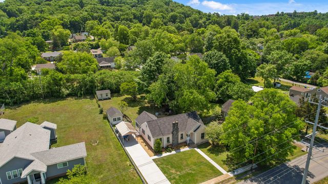 2208 Lyndon Avenue, Chattanooga, TN 37415