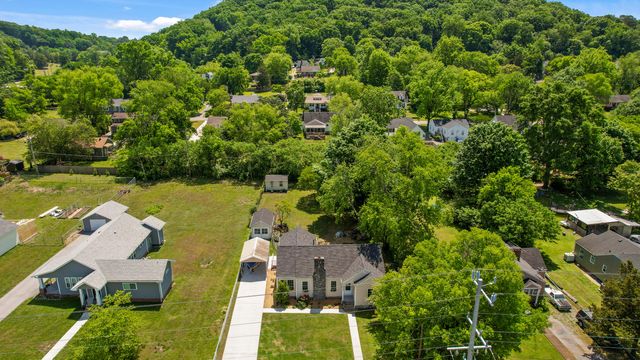 2208 Lyndon Avenue, Chattanooga, TN 37415