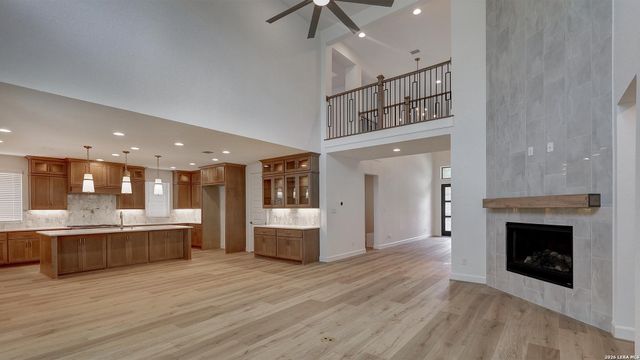 34 Enia Circle, San Antonio, TX 78257