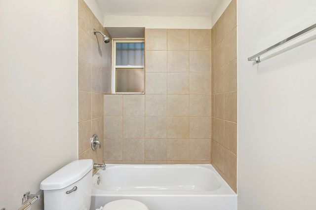 4851 S Prairie Avenue G, Chicago, IL 60615
