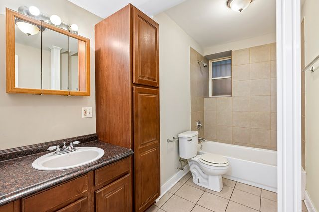 4851 S Prairie Avenue G, Chicago, IL 60615